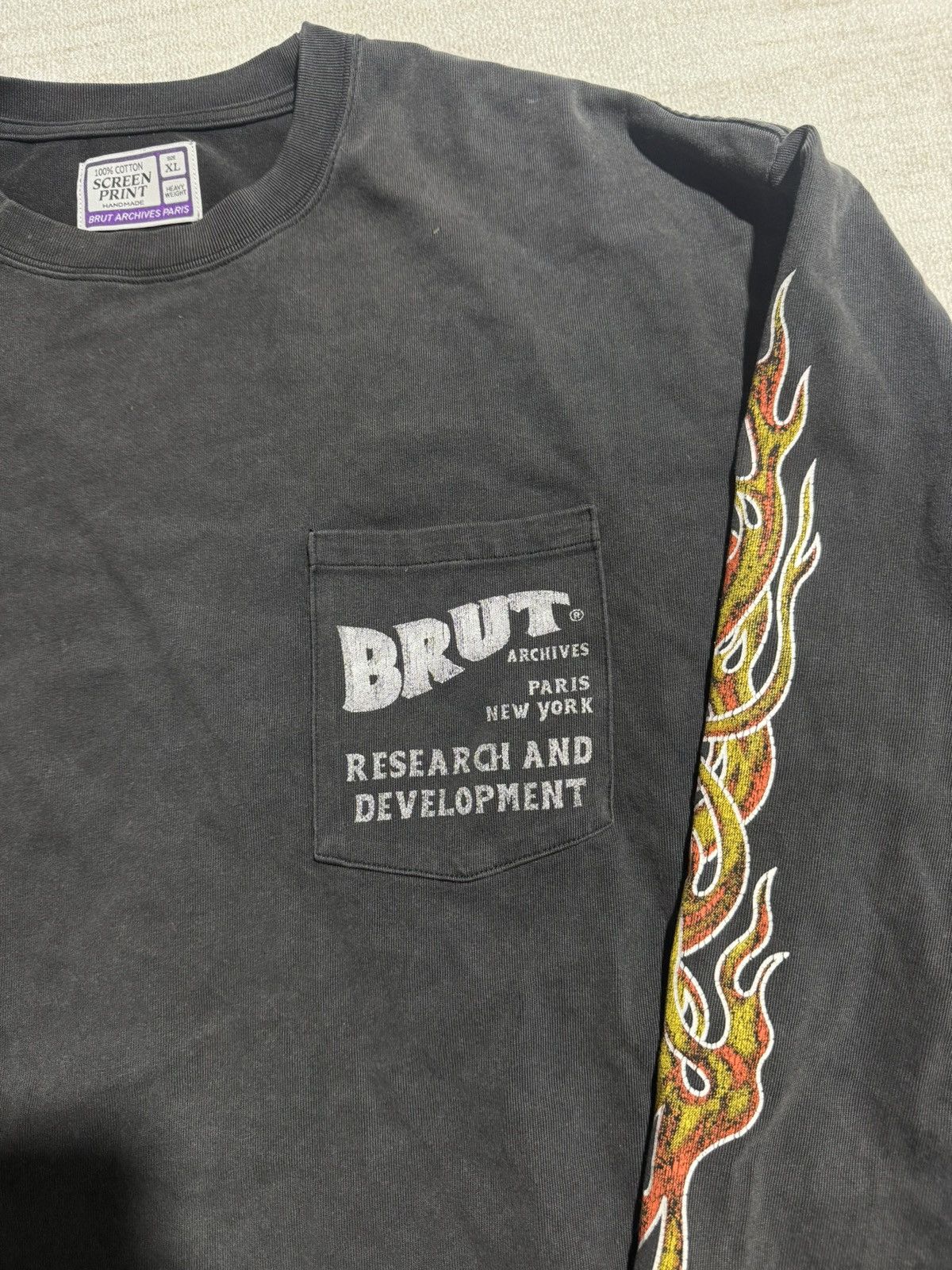 BRUT Archive No need to run tee Size US XL / EU 56 / 4 - 5 Thumbnail