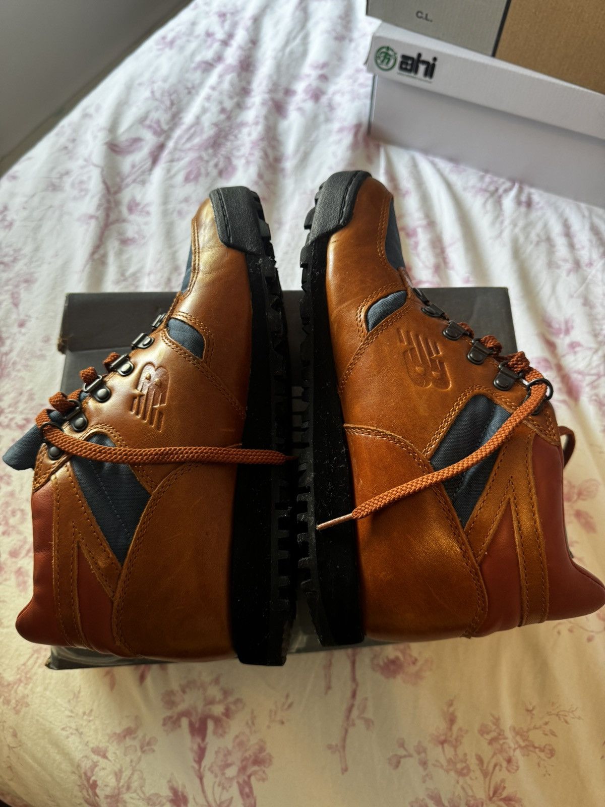 New Balance Vintage New Balance Mens 10 Rainier Hiking Boots Brown Size US 10 / EU 43 - 5 Thumbnail
