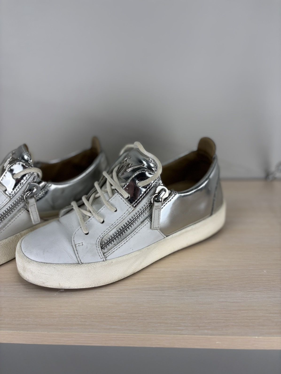 Designer × Giuseppe Zanotti Womens sneakers Giuseppe Zanotti Size 36 Color White/Gray Size US 6 / IT 36 - 6 Thumbnail