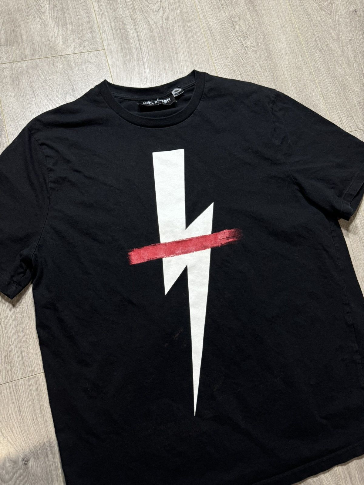 Neil Barrett (READ) Neil Barrett Crossed Out Thunderbolt T Shirt Size US L / EU 52-54 / 3 - 2 Thumbnail