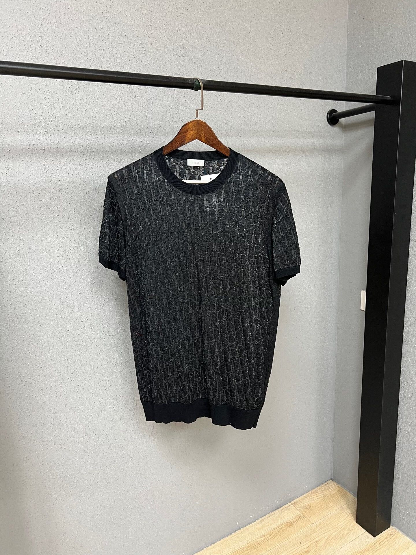 Dior dior black sheer wool short sleeve top Size US L / EU 52-54 / 3 - 1 Thumbnail