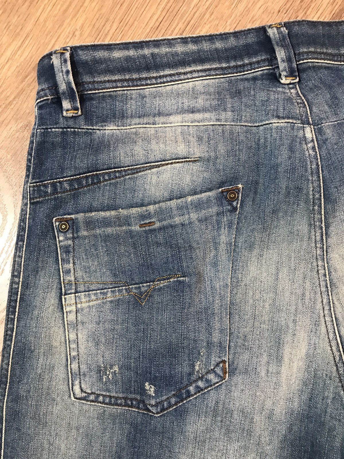 Diesel × Vintage Vintage Diesel Industry Distressed Jeans Darron size 36 Size US 36 / EU 52 - 12 Thumbnail