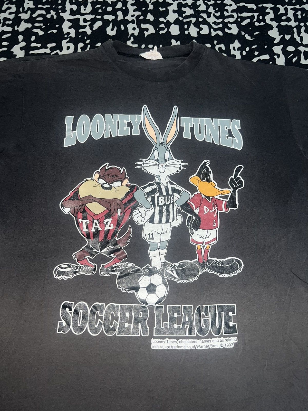 Other Vintage Looney Tunes Soccer League 90 Size US L / EU 52-54 / 3 - 2 Thumbnail