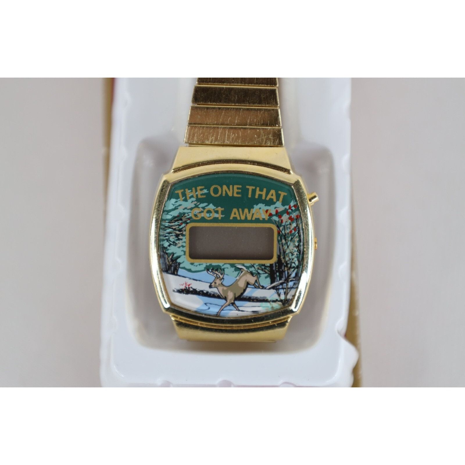 Vintage Vintage 90s Streetwear Nature Deer Buck Hunting Wrist Watch Size ONE SIZE - 1 Thumbnail