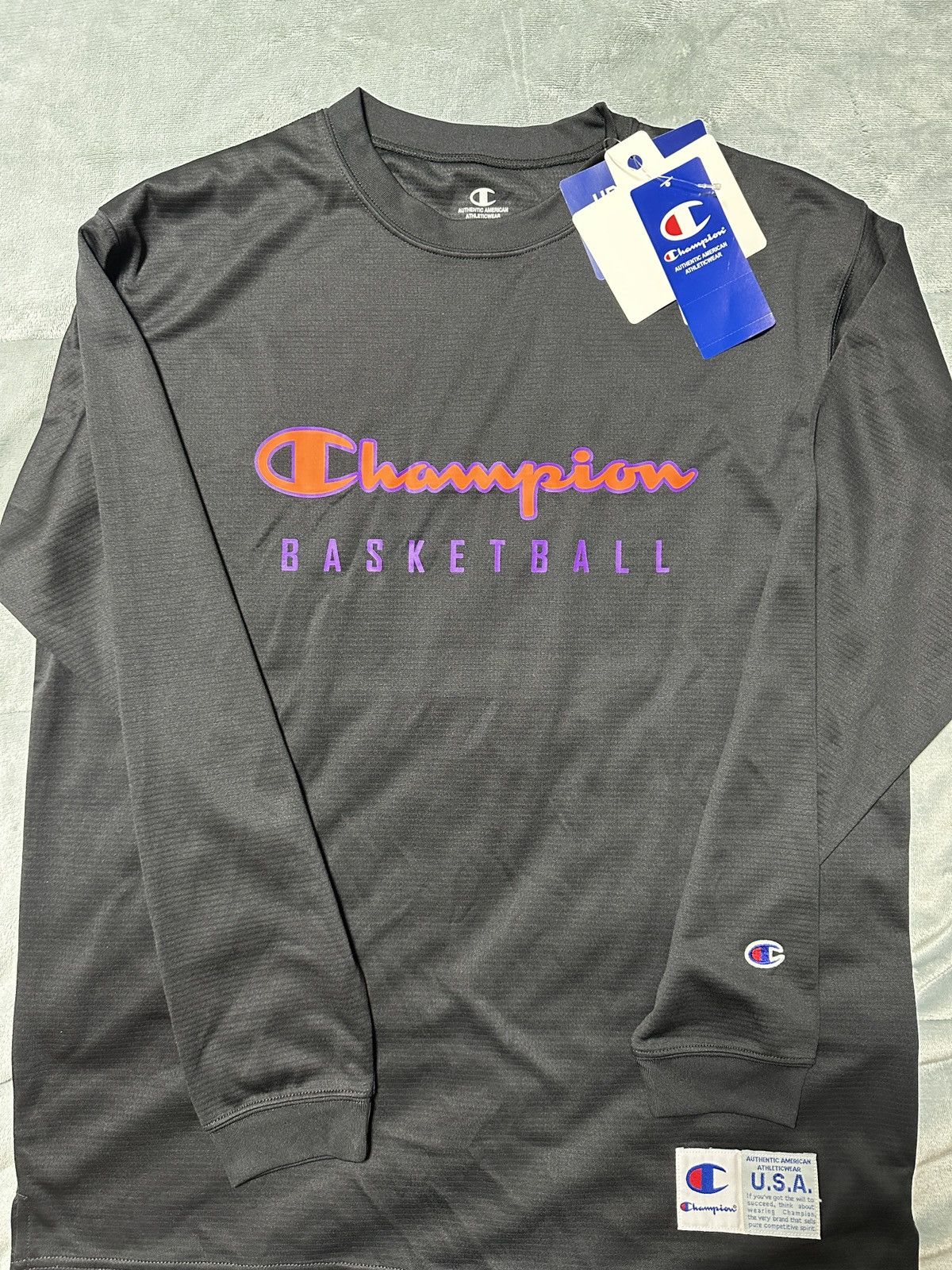 Champion New Champion Basketball Print Long Sleeve Dry Fit SZ L Men Size US L / EU 52-54 / 3 - 1 Thumbnail