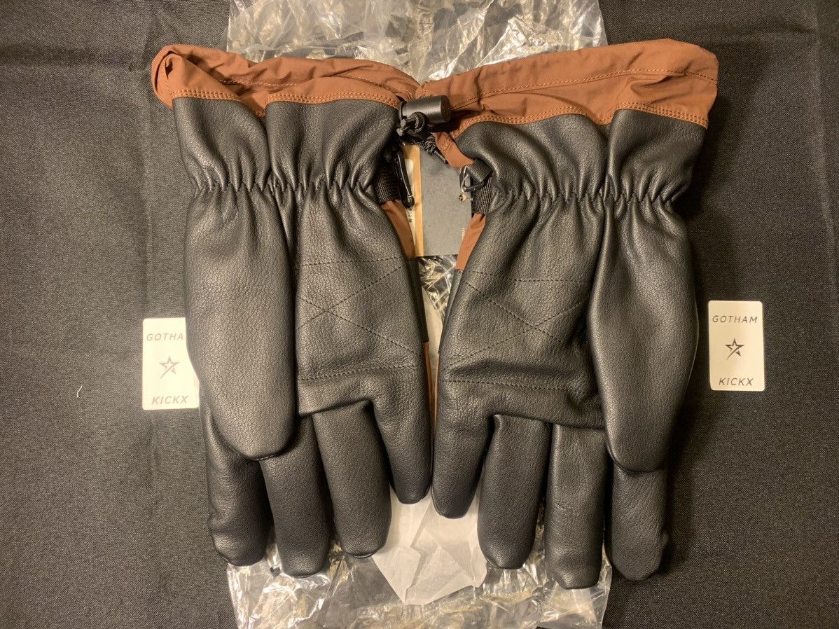 小物 Supreme The North Face Steep Tech Gloves Supreme The North Face Steep Tech Gloves (FW22) - $110