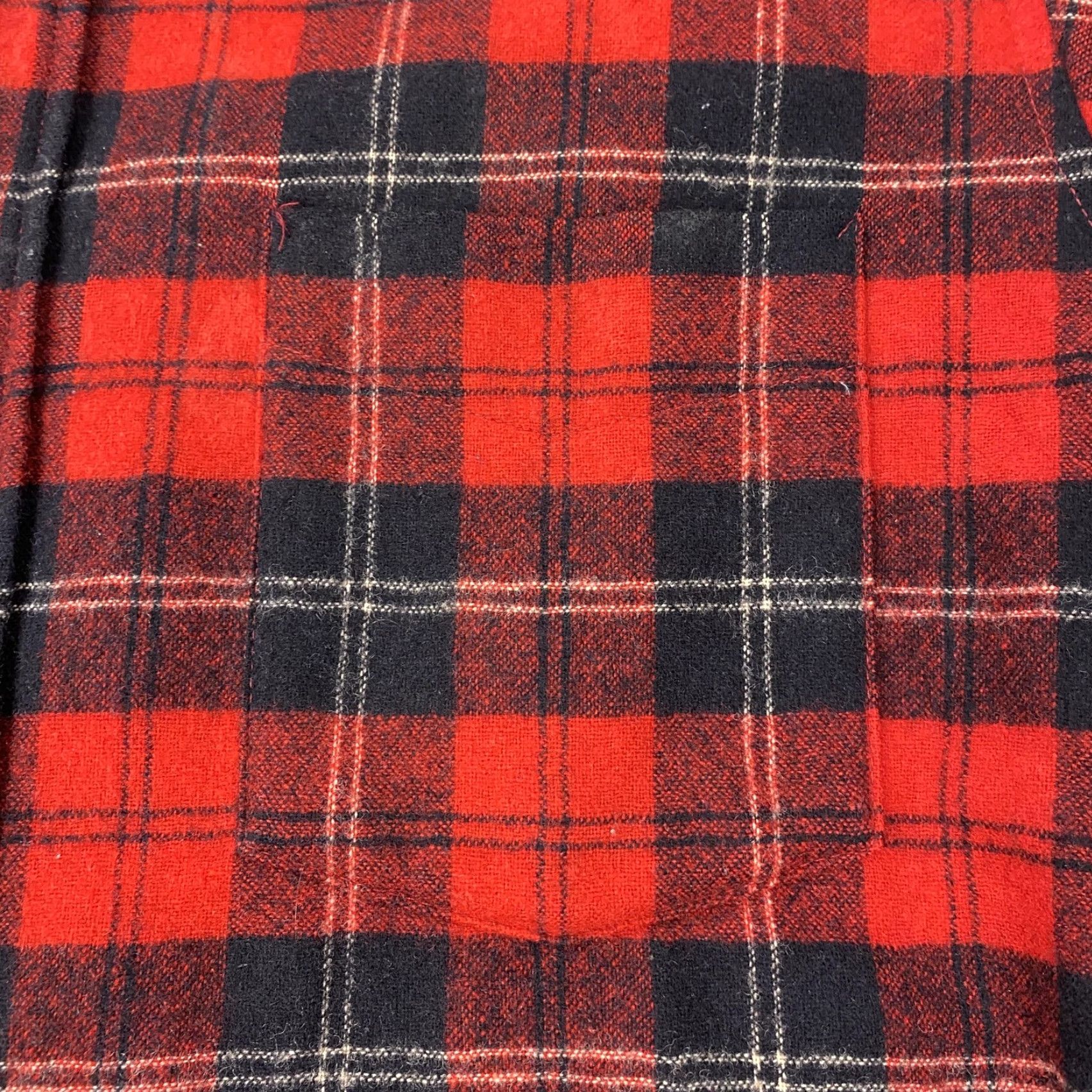 Pendleton VINTAGE Pendleton Shirt Wool Flannel Long Sleeve Plaid Red Medium 60s Mens Size US M / EU 48-50 / 2 - 3 Thumbnail