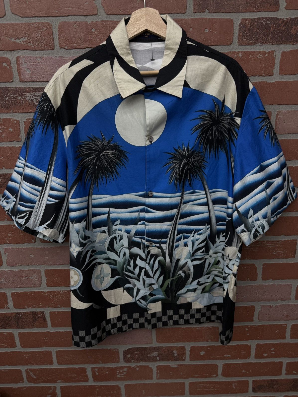 Louis Vuitton Louis Vuitton Button Up Palm Tree Blue Tee 2024 (XL) Size US XL / EU 56 / 4 - 22 Thumbnail