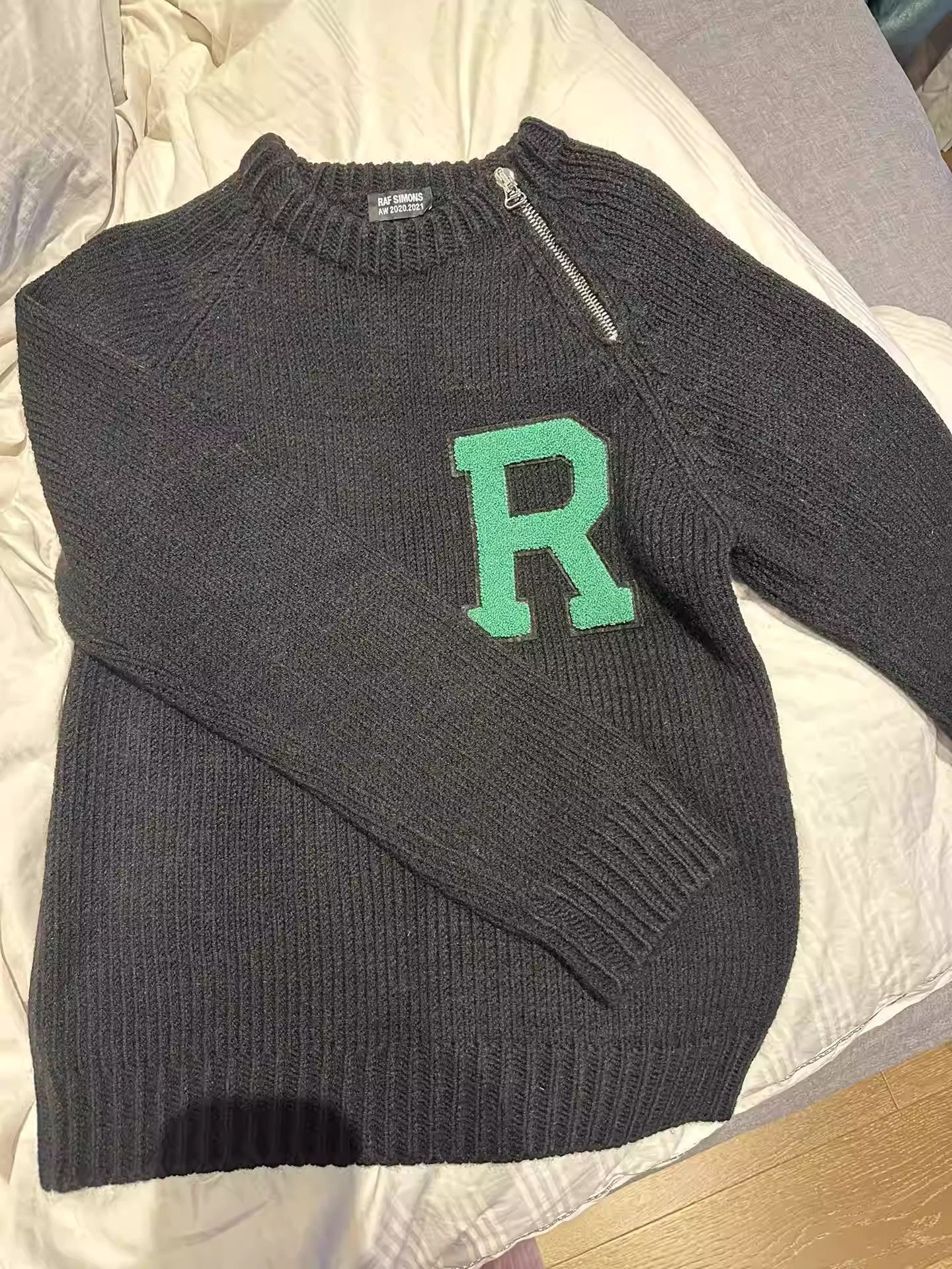 Raf Simons Raf Simons Slanted Zipper Sweater-2505 Size US S / EU 44-46 / 1 - 1 Thumbnail