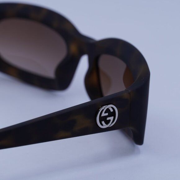 Gucci Gucci GG1786S 002 Sunglasses Dark Havana Rectangle Frame Size ONE SIZE - 9 Thumbnail
