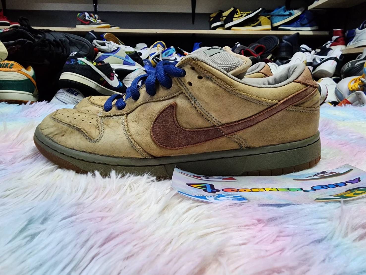 image of Nike Sb Dunk Low Grit Shoes in Brown, Men's (Size 10)