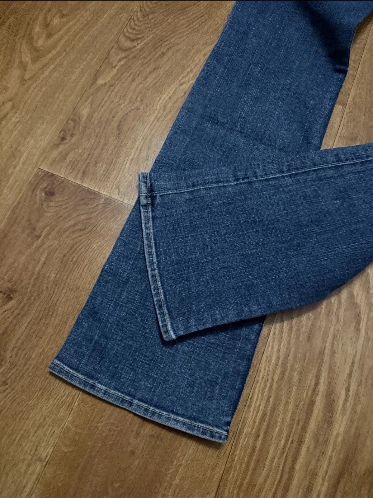 True Religion True Religion Billy Women`s Low Rise Flared Jeans Selvedge Size 29" - 2 Thumbnail