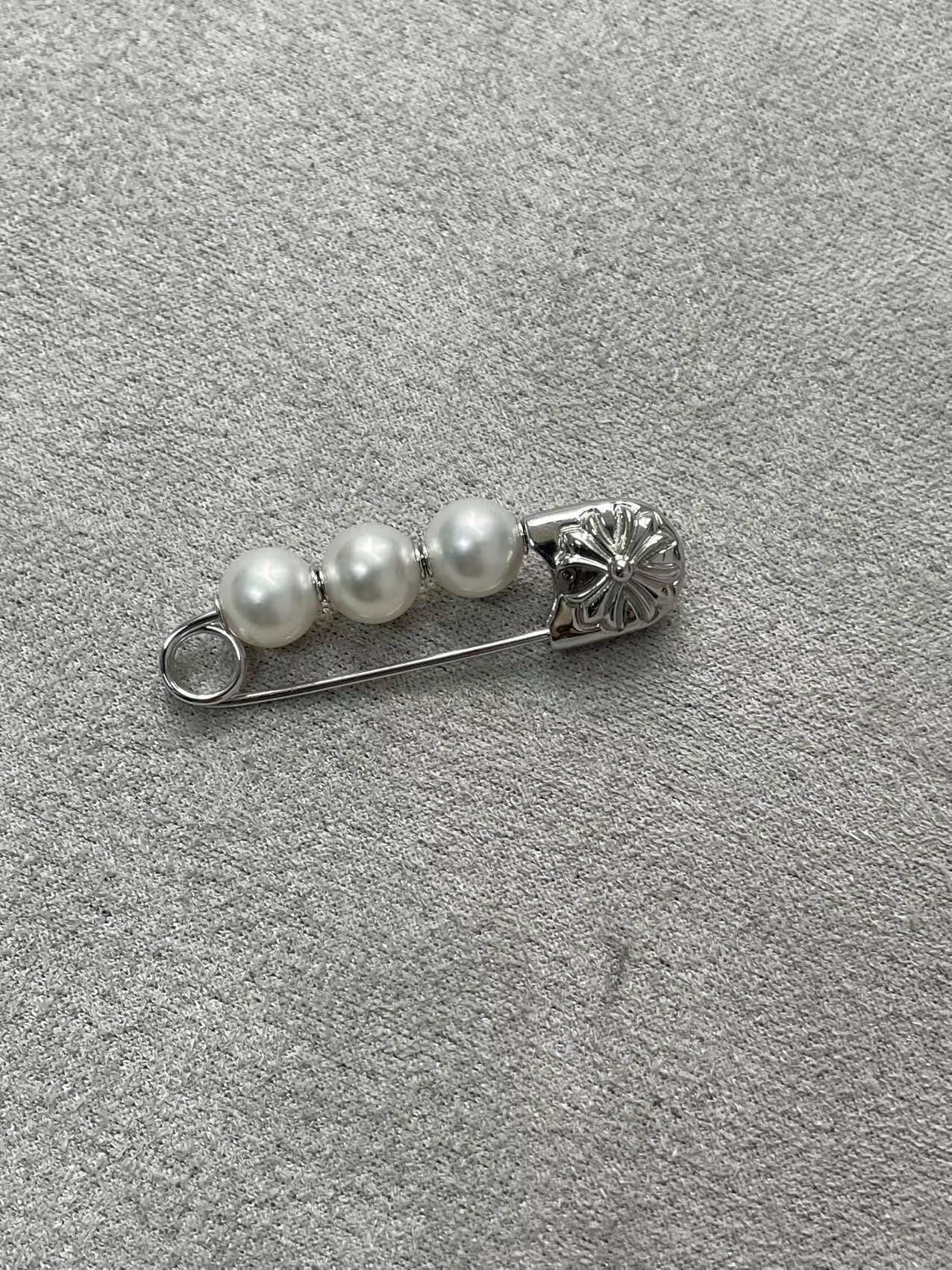 Chrome Hearts Chrome Hearts Mikimoto 18K White Gold Pearl Safety Pin Size ONE SIZE - 6 Thumbnail