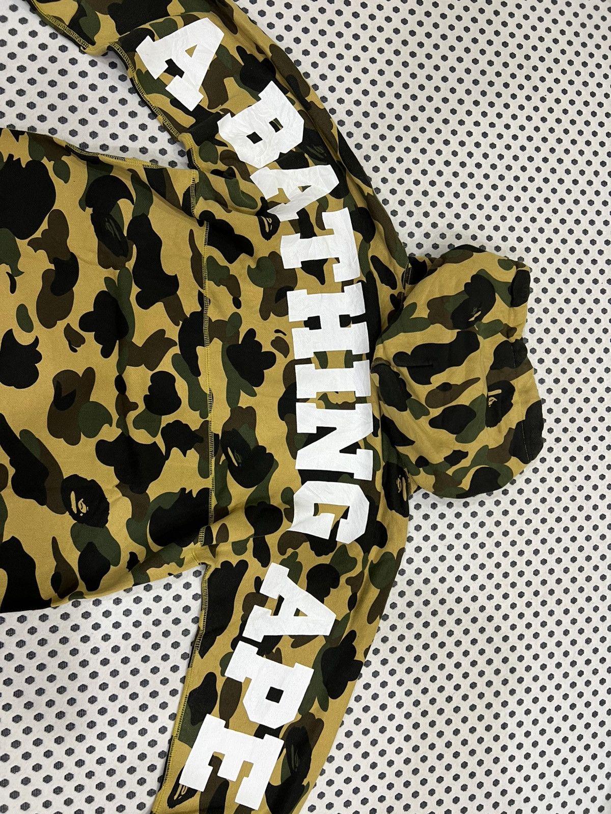 Bape Bape 1st camo hoodie. Size US M / EU 48-50 / 2 - 6 Thumbnail