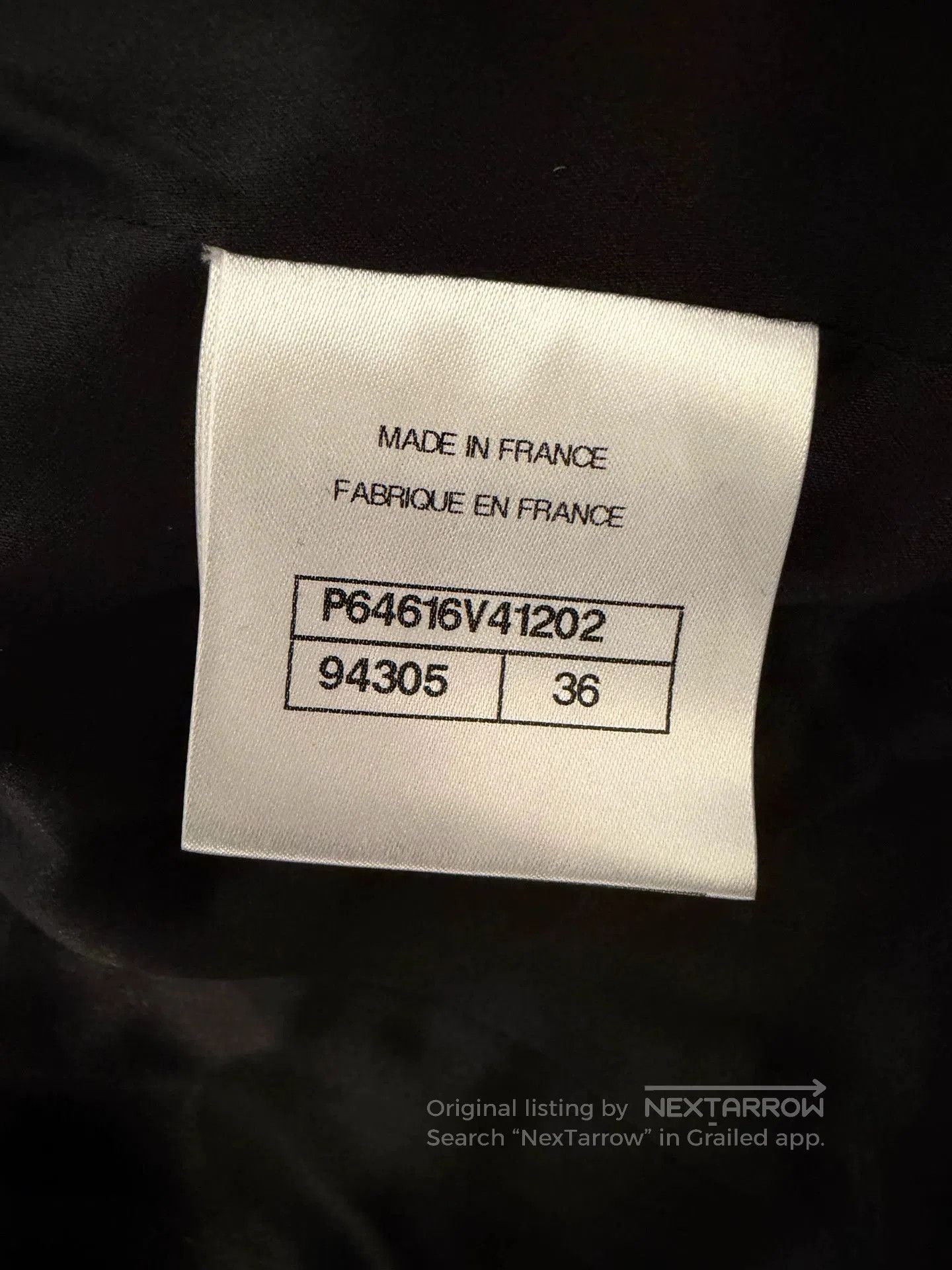 Chanel Chanel 20A Short Jacket Black Gold. Size US S / EU 44-46 / 1 - 3 Thumbnail