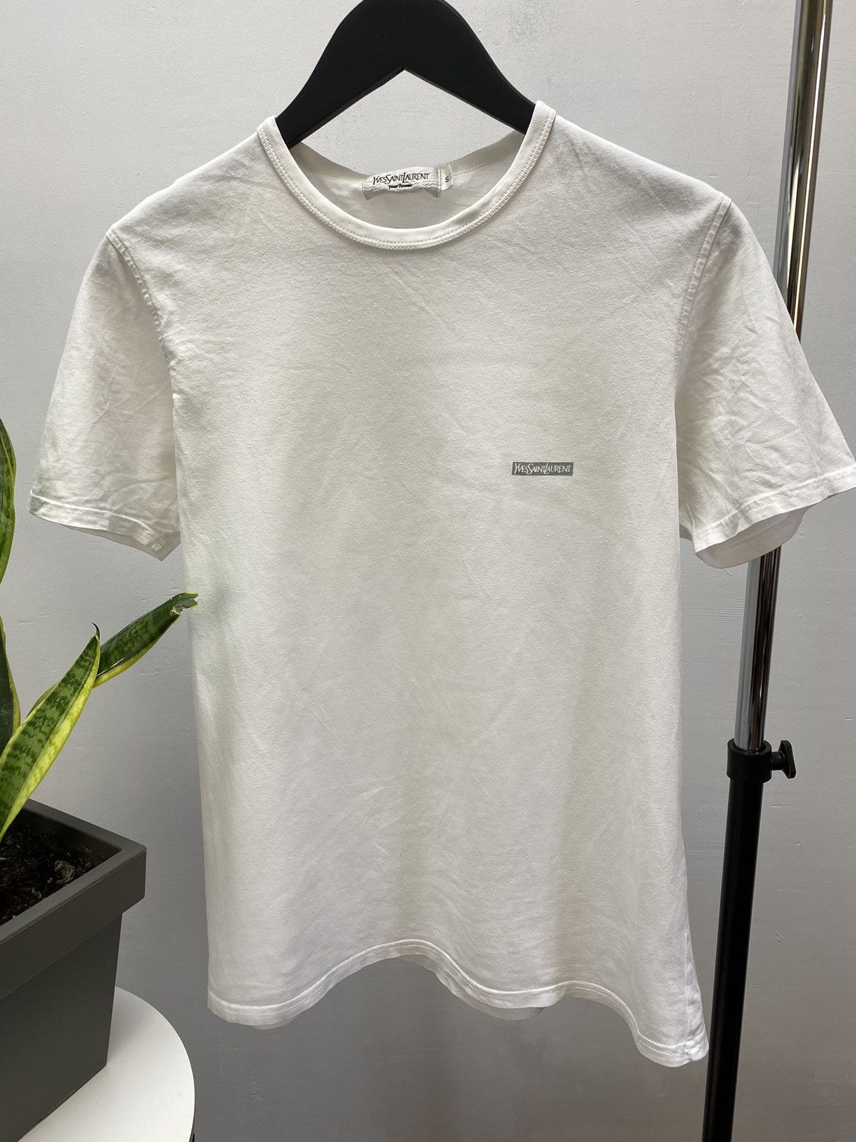 Yves Saint Laurent Yves Saint Laurent Small Logo T-shirt YSL White Men’s S Size US S / EU 44-46 / 1 - 5 Thumbnail