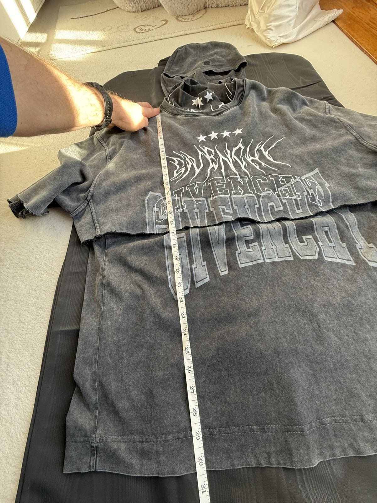 Givenchy Givenchy triple layered logo hoodie sweat crew T shirt grail Size US L / EU 52-54 / 3 - 4 Thumbnail