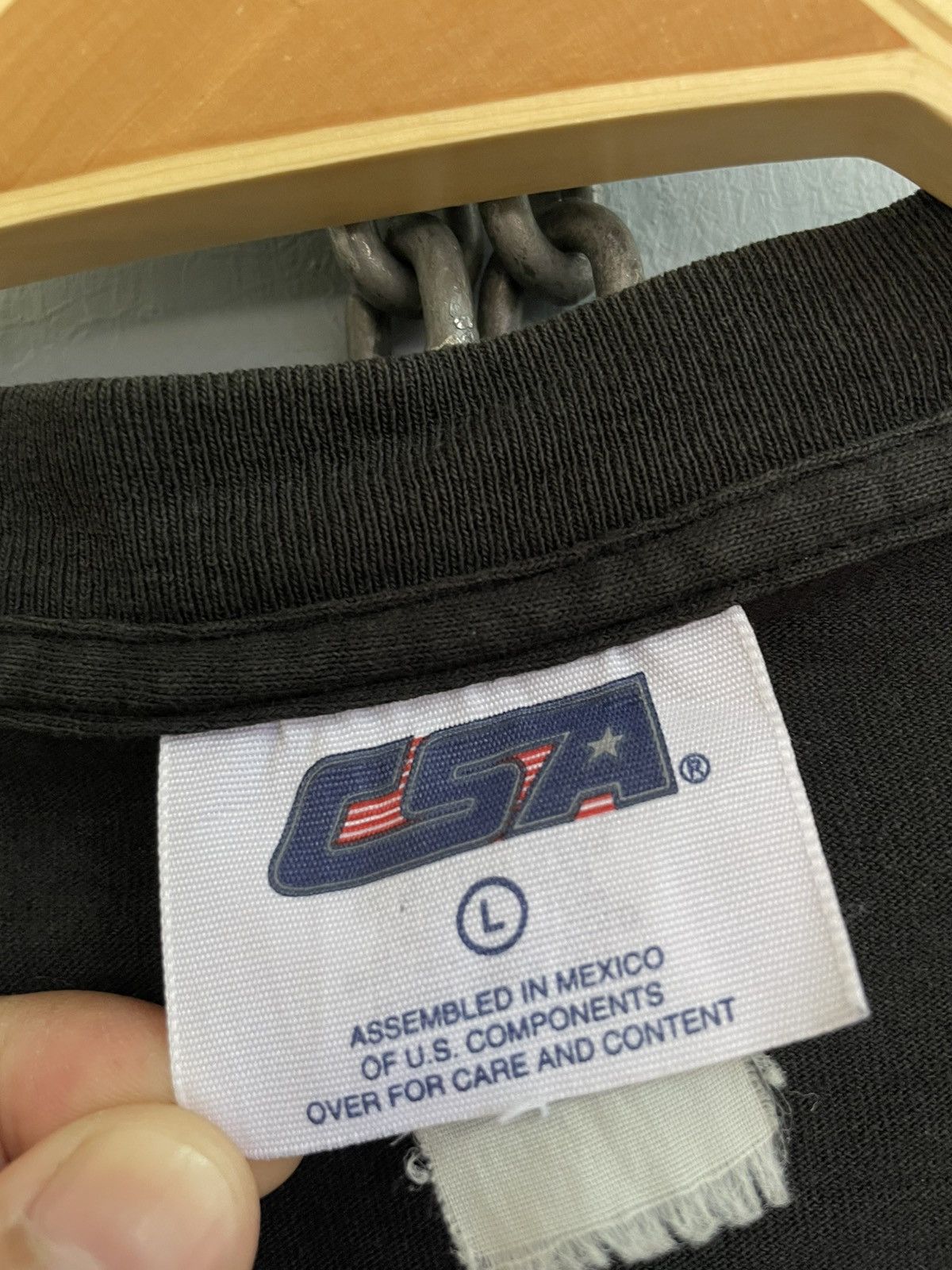 Vintage Vintage 01-01-00 the mark of the Millenium t shirt Size US L / EU 52-54 / 3 - 5 Thumbnail