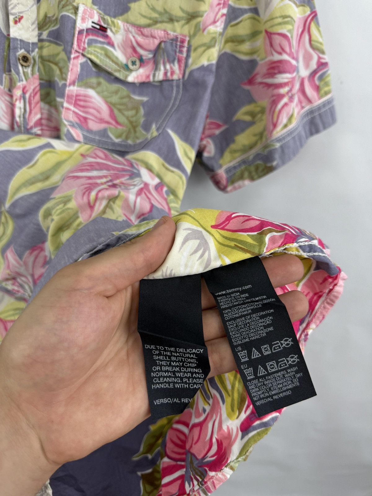 Tommy Hilfiger 🇺🇸 Y2K Tommy Hilfiger Hawaiian Shirt Rare Retro Hype Size US M / EU 48-50 / 2 - 9 Thumbnail