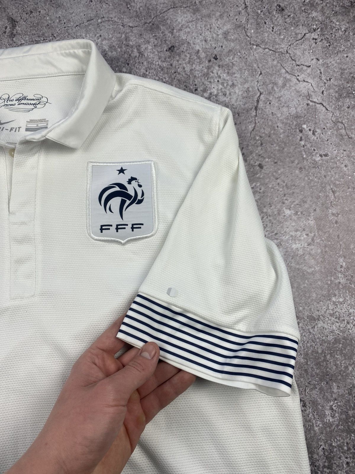 Nike France UEFA Euro 2012 away soccer football jersey Nike FFF Size US L / EU 52-54 / 3 - 3 Thumbnail