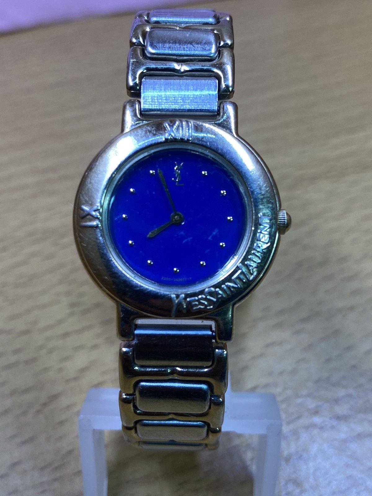 Yves Saint Laurent OFFER YOUR PRICE🔥 Vintage YSL watch Size ONE SIZE - 1 Thumbnail