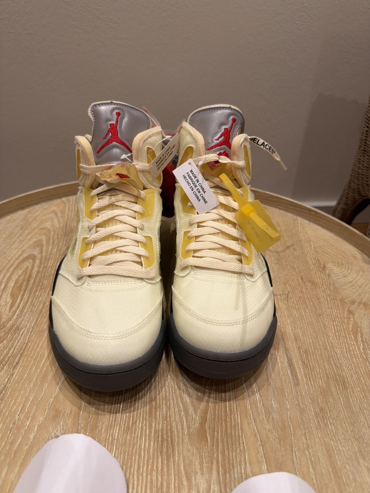 Jordan Brand Jordan 5 Retro Off White „Sail“ Size US 12 / EU 45 - 1 Thumbnail