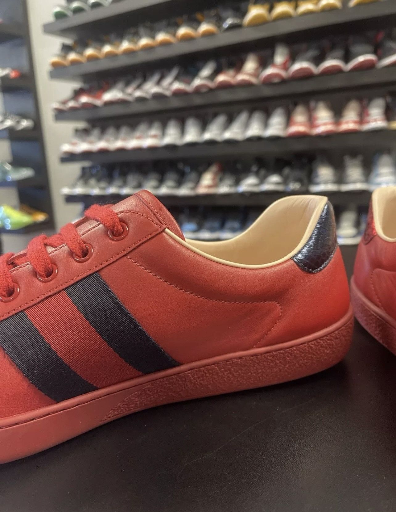 Gucci Size 10.5US/10G - Men's Gucci 429446 Ace Bee Sneakers Gucci Size US 10.5 / EU 43-44 - 7 Thumbnail