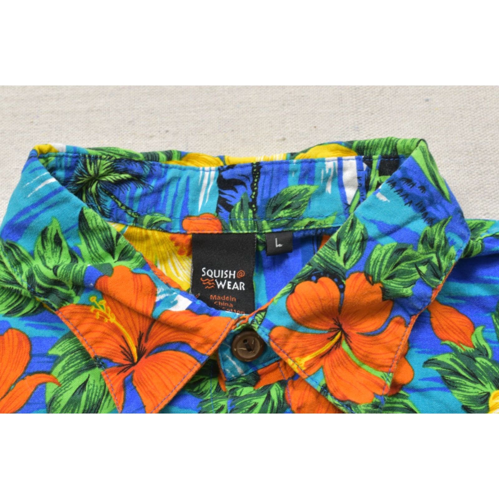 Vintage WE-AR Squish Wear Men's L Blue Hawaiian Shirt Hibiscus Floral Cotton Button-Up Short Sleeve Collared Casual Summer Spring Size US L / EU 52-54 / 3 - 8 Thumbnail