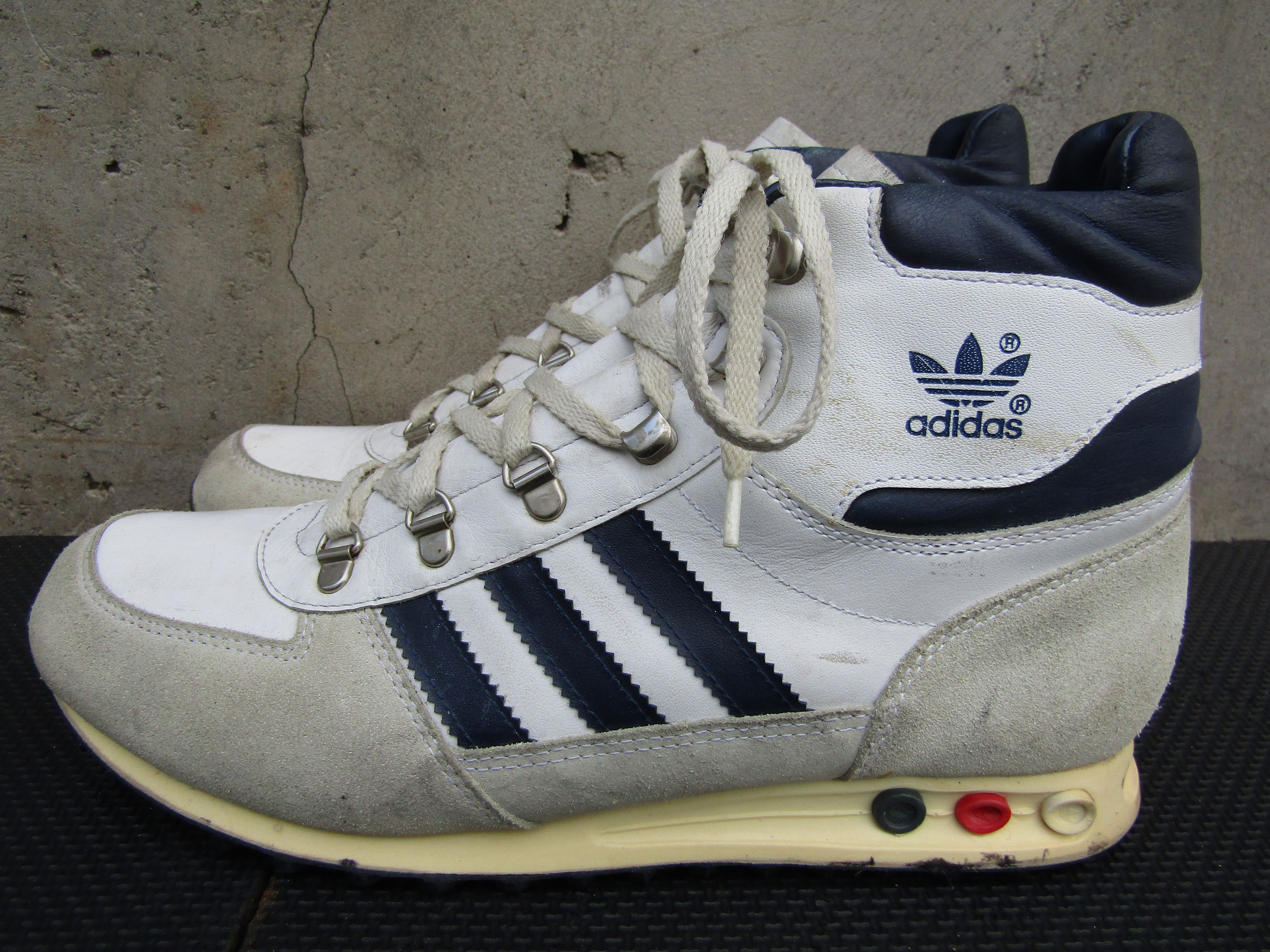 Adidas Adidas Jogging High Top Vintage Shoes Made In Slovenia Rare Size US 10.5 / EU 43-44 - 3 Thumbnail