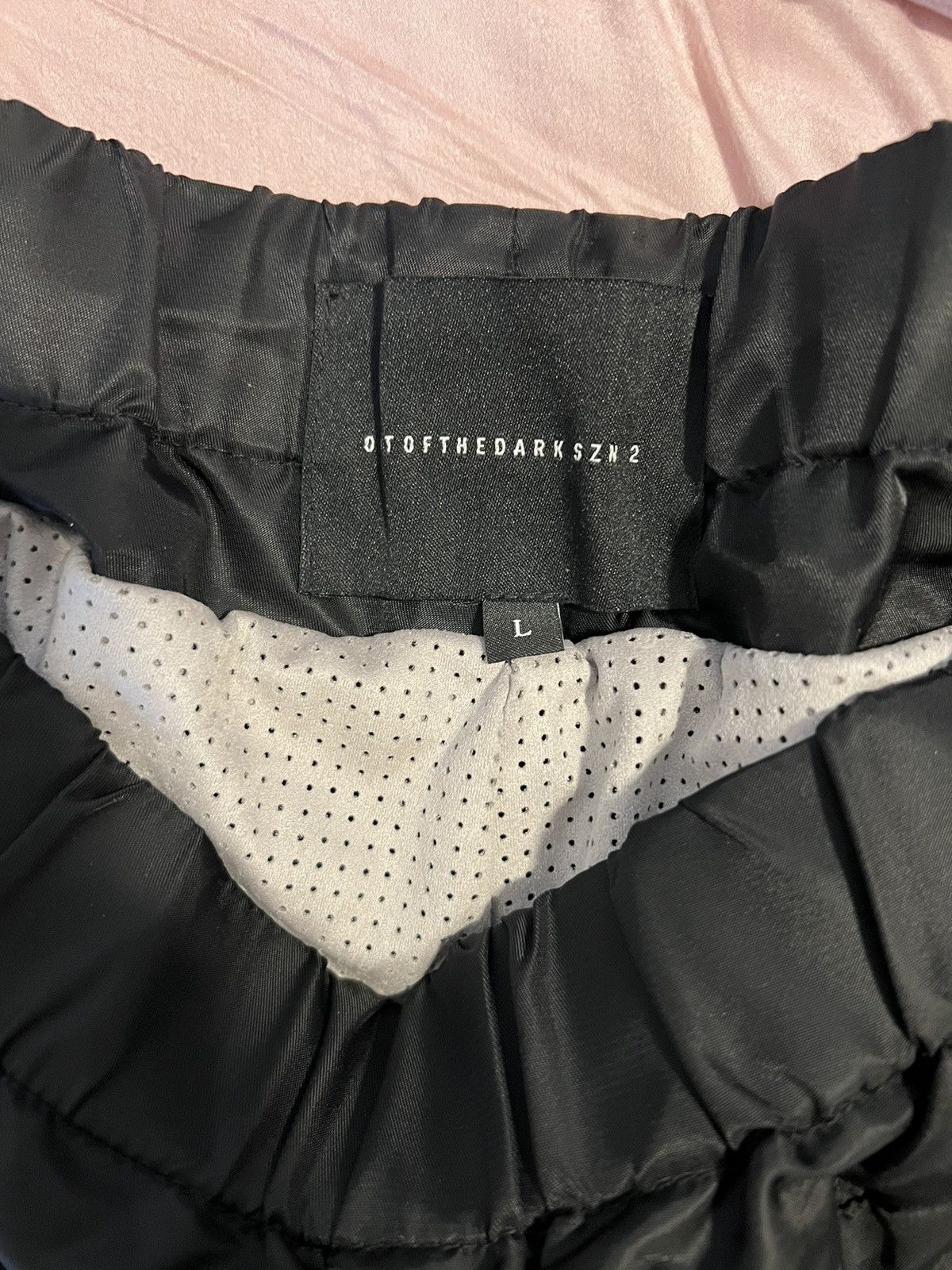 Other Out Of The Dark Basketball Shorts Size US 36 / EU 52 - 3 Thumbnail