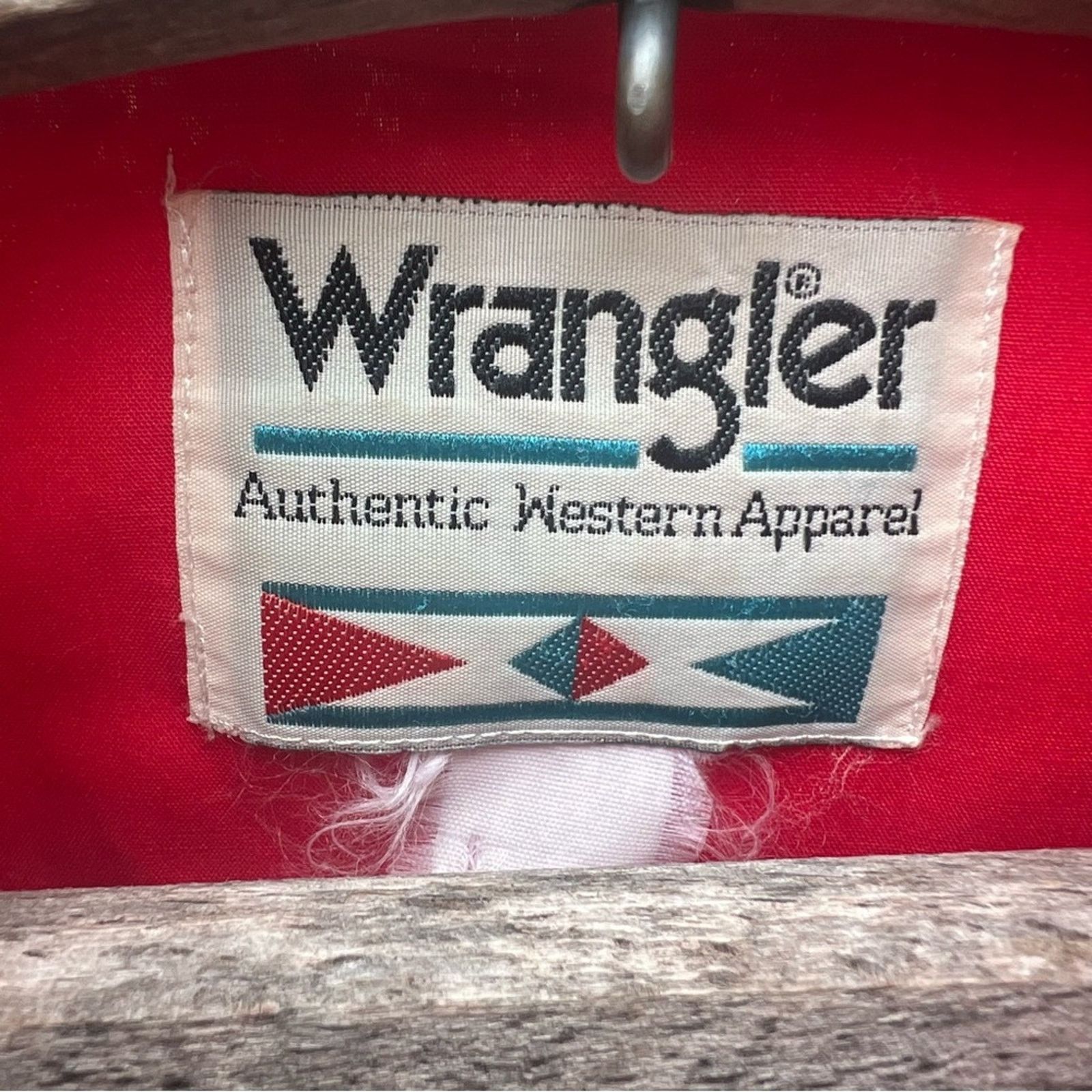 Wrangler 90s Wrangler Red cape beaded sweetheart neck western shirt Size M / US 6-8 / IT 42-44 - 9 Thumbnail