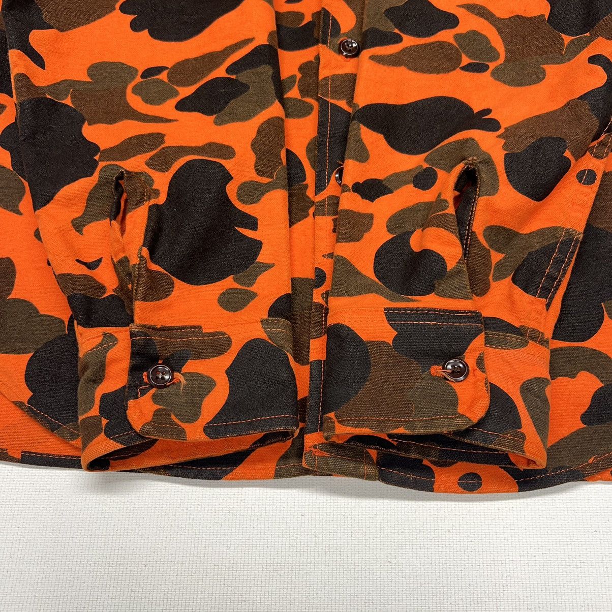 Vintage × Woolrich Woolen Mills VTG Woolrich Shirt Orange Duck Camo Flannel Button Up Size US M / EU 48-50 / 2 - 6 Thumbnail