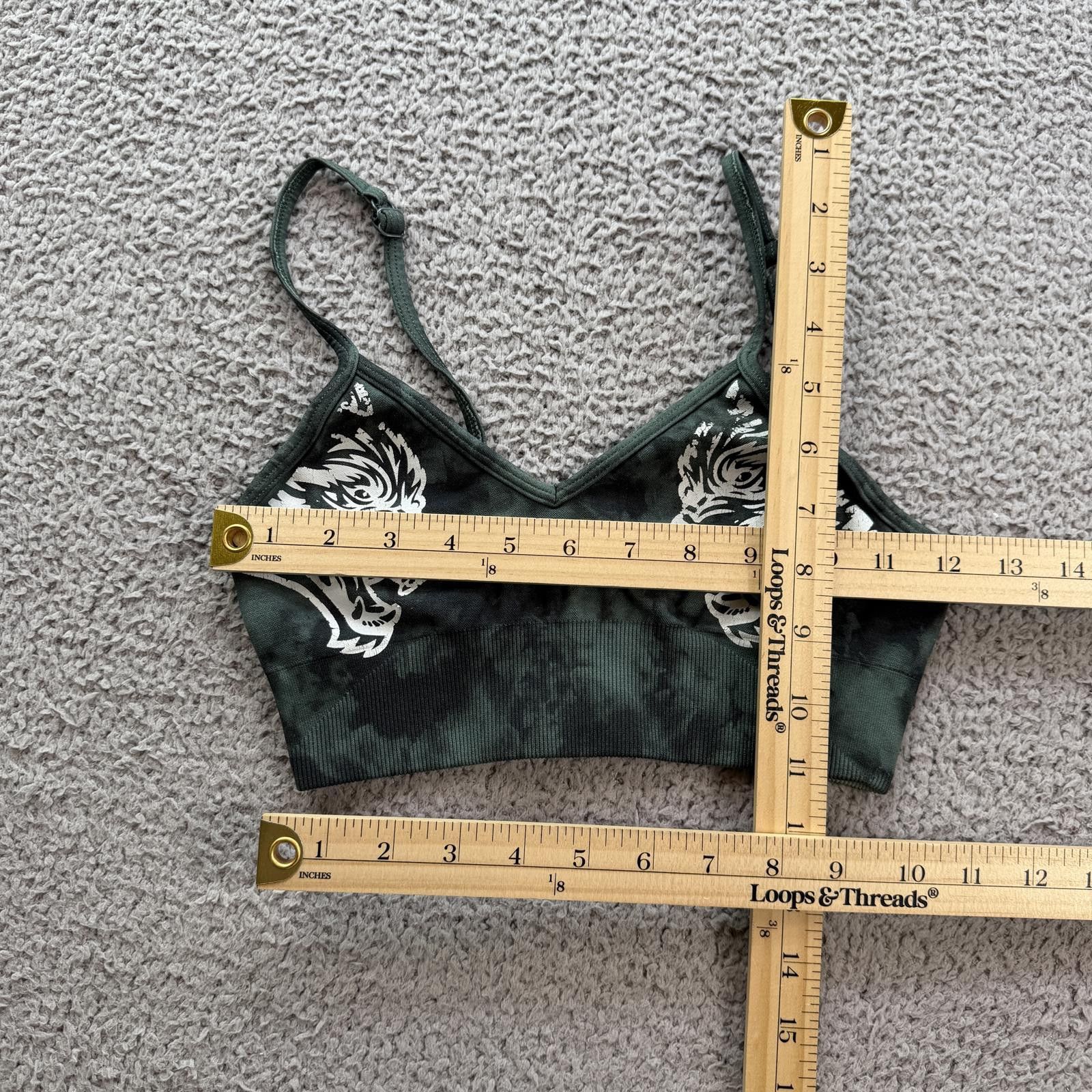 Darc Sport Darc Sport Wolves SHE Seamless Sports Bra S Rare 1 of 500!! Size ONE SIZE - 3 Thumbnail
