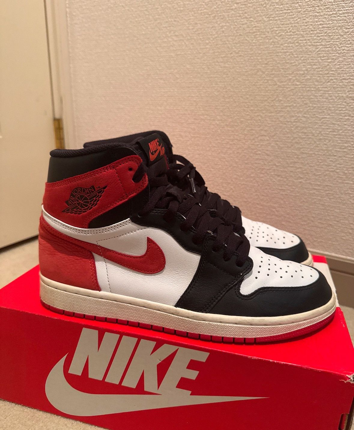 NIKE AIR JORDAN RETRO HIGH TRACK RED
