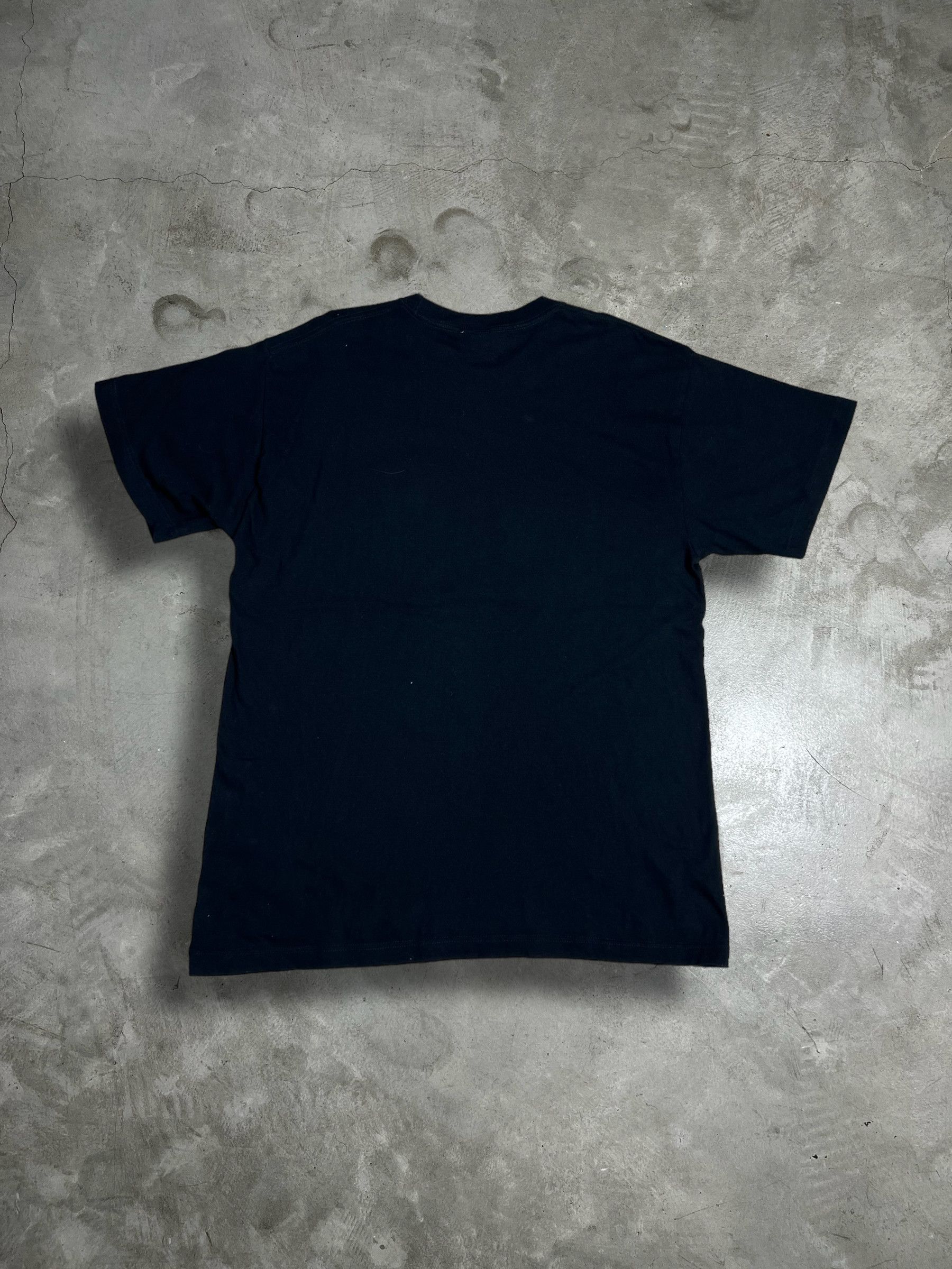 Vintage Vtg 90s Man Eaters Jurassic Park Movie Promo Tee (L) GTMD992 Size US L / EU 52-54 / 3 - 7 Thumbnail