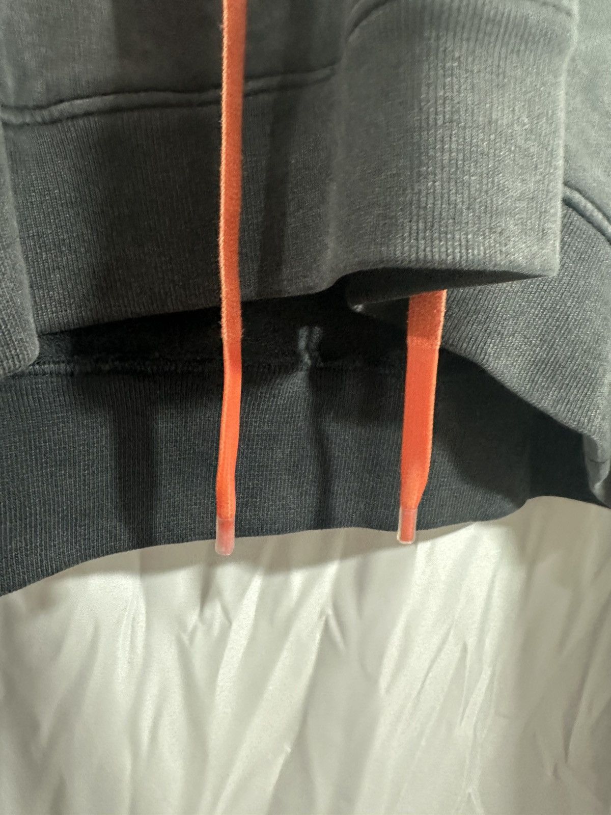 Off-White OFF WHITE SWEATER Size US L / EU 52-54 / 3 - 5 Thumbnail