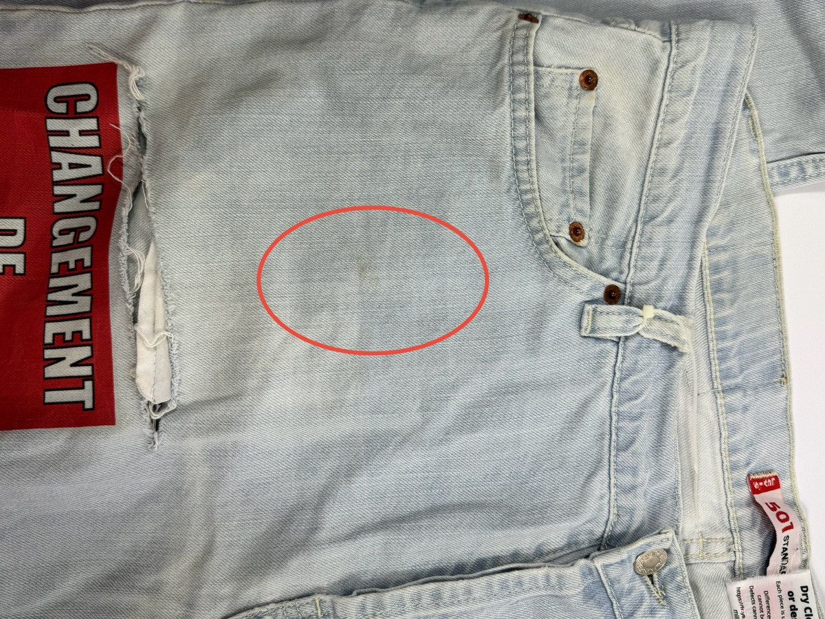 Levi's COUCOU BEBE CHANGEMENT DE PROPEIETAIRE DISTRESSED JEANS Size US 36 / EU 52 - 5 Thumbnail