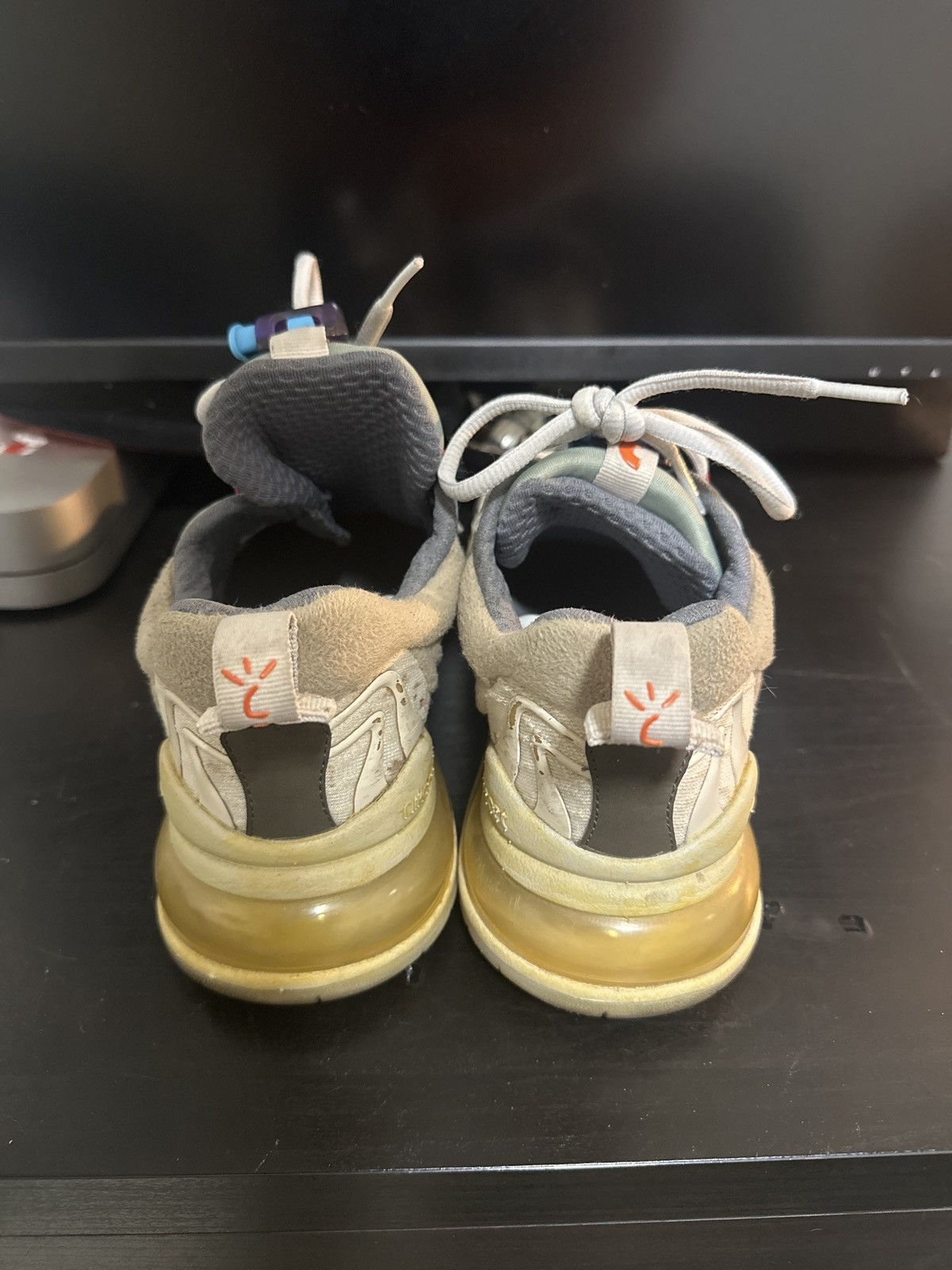 Nike × Travis Scott Travis Scott Air Max 270’s Size US 7.5 / EU 40-41 - 4 Thumbnail