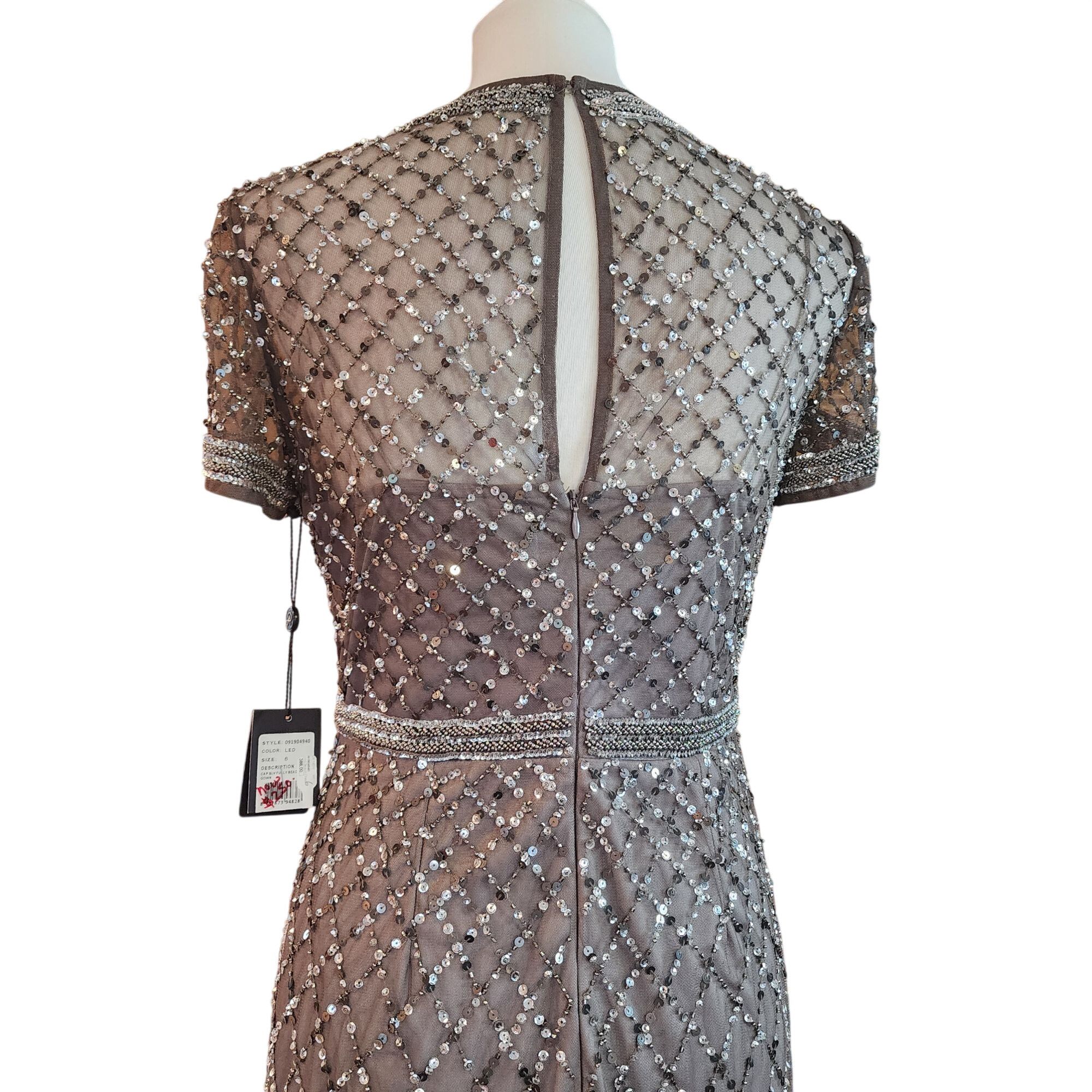 Adrianna Papell Adrianna Papell Short Sleeve Sequined Long Dress with Godets Size M / US 6-8 / IT 42-44 - 5 Thumbnail