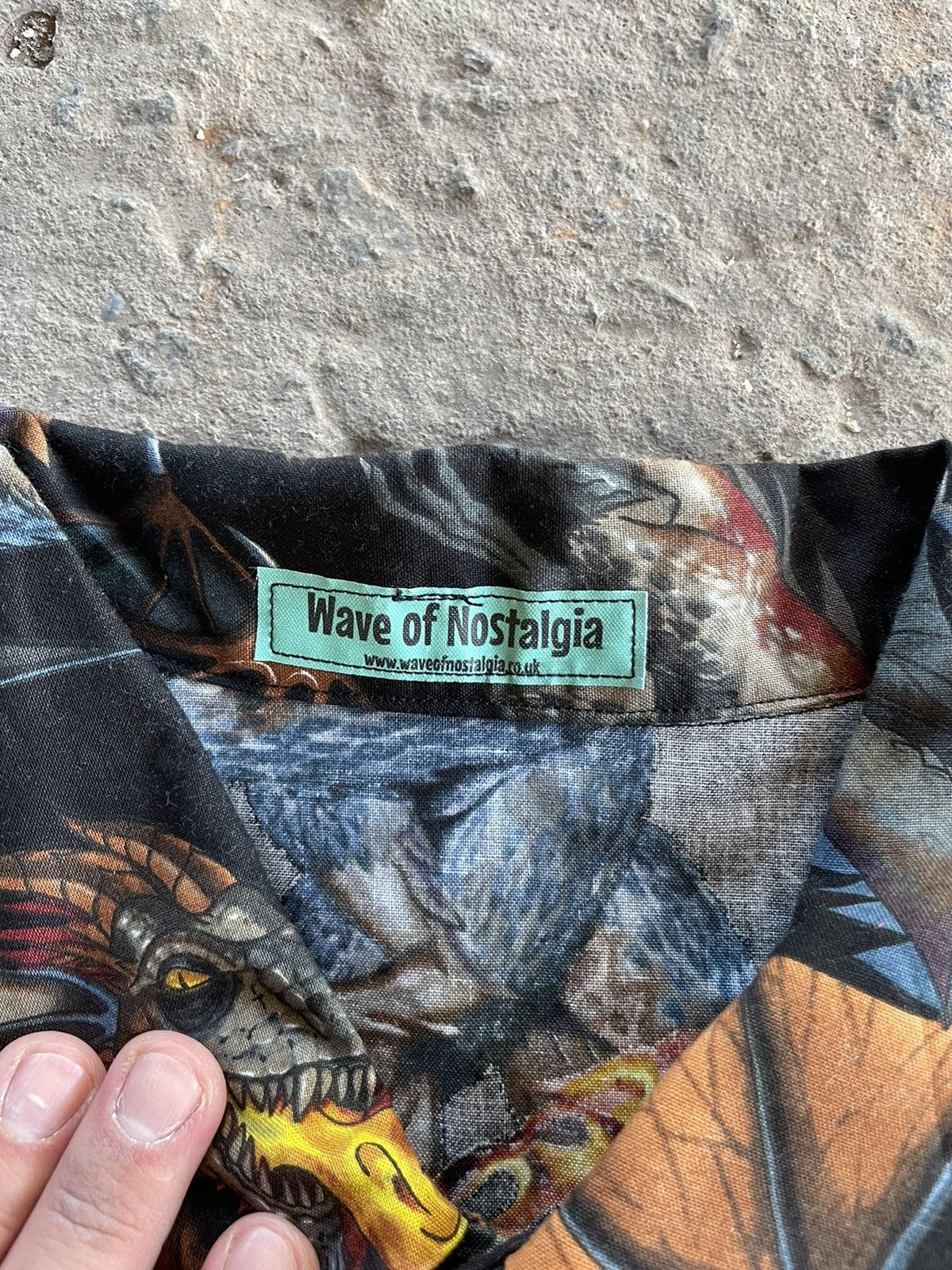 Vintage VINTAGE HAWAIIAN shirt DRAGONS Size US L / EU 52-54 / 3 - 7 Thumbnail