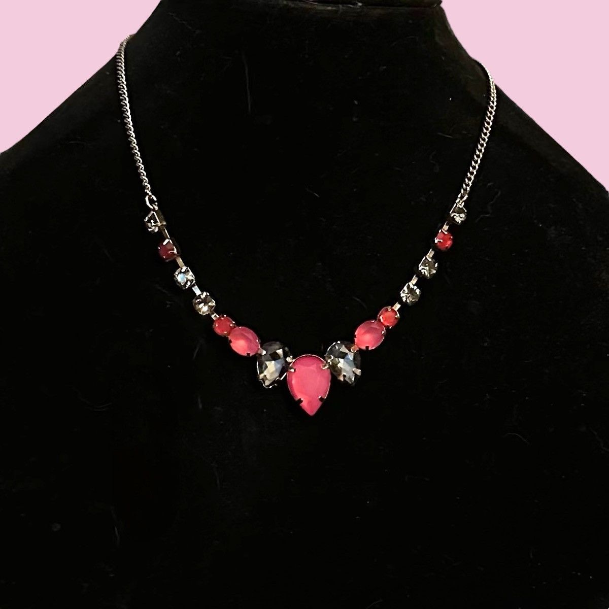 Loft Loft gold tone pink and gray rhinestone necklace Size ONE SIZE - 1 Thumbnail