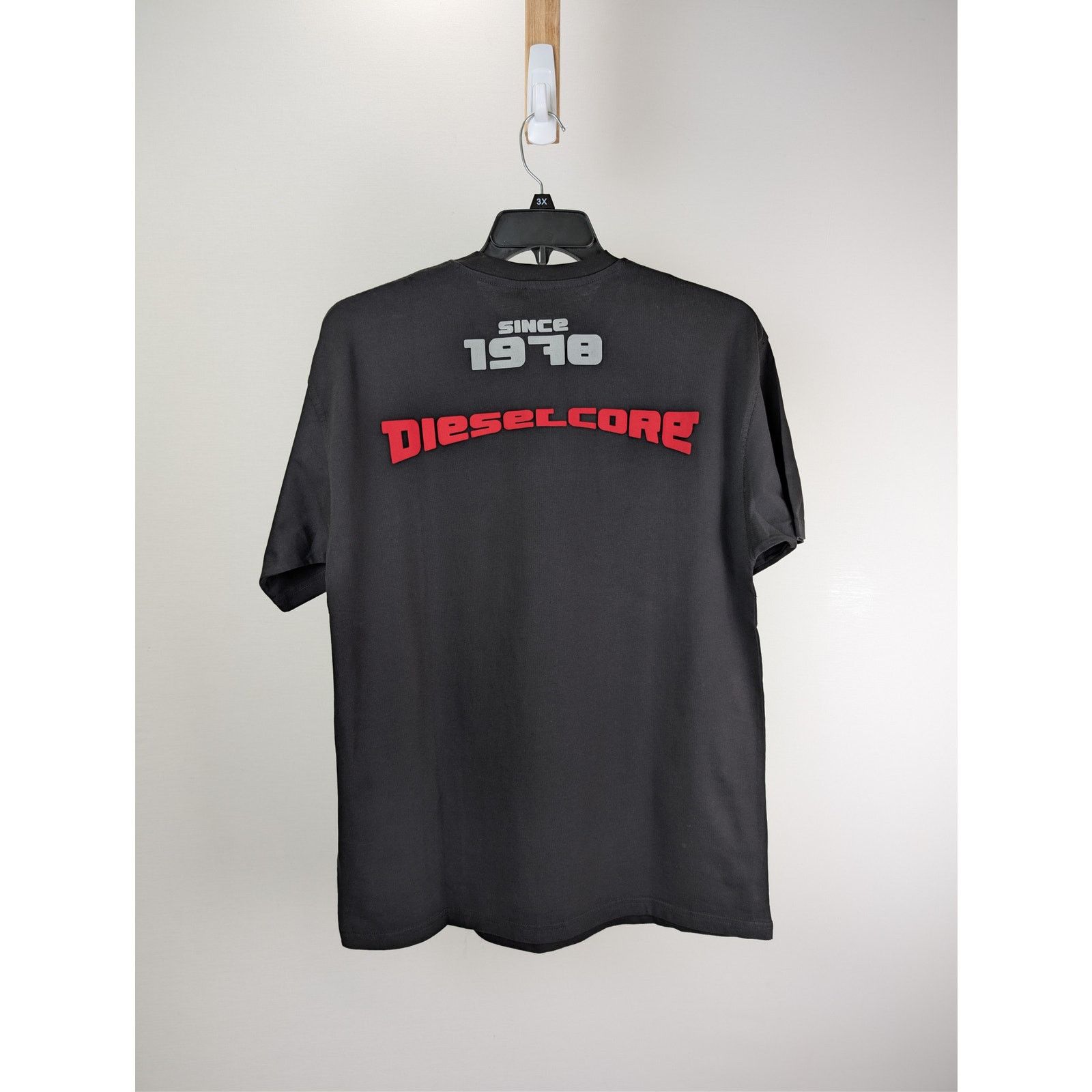 Diesel o1rshd1 T-Boxty T-shirt in black cotton jersey Size US M / EU 48-50 / 2 - 15 Thumbnail