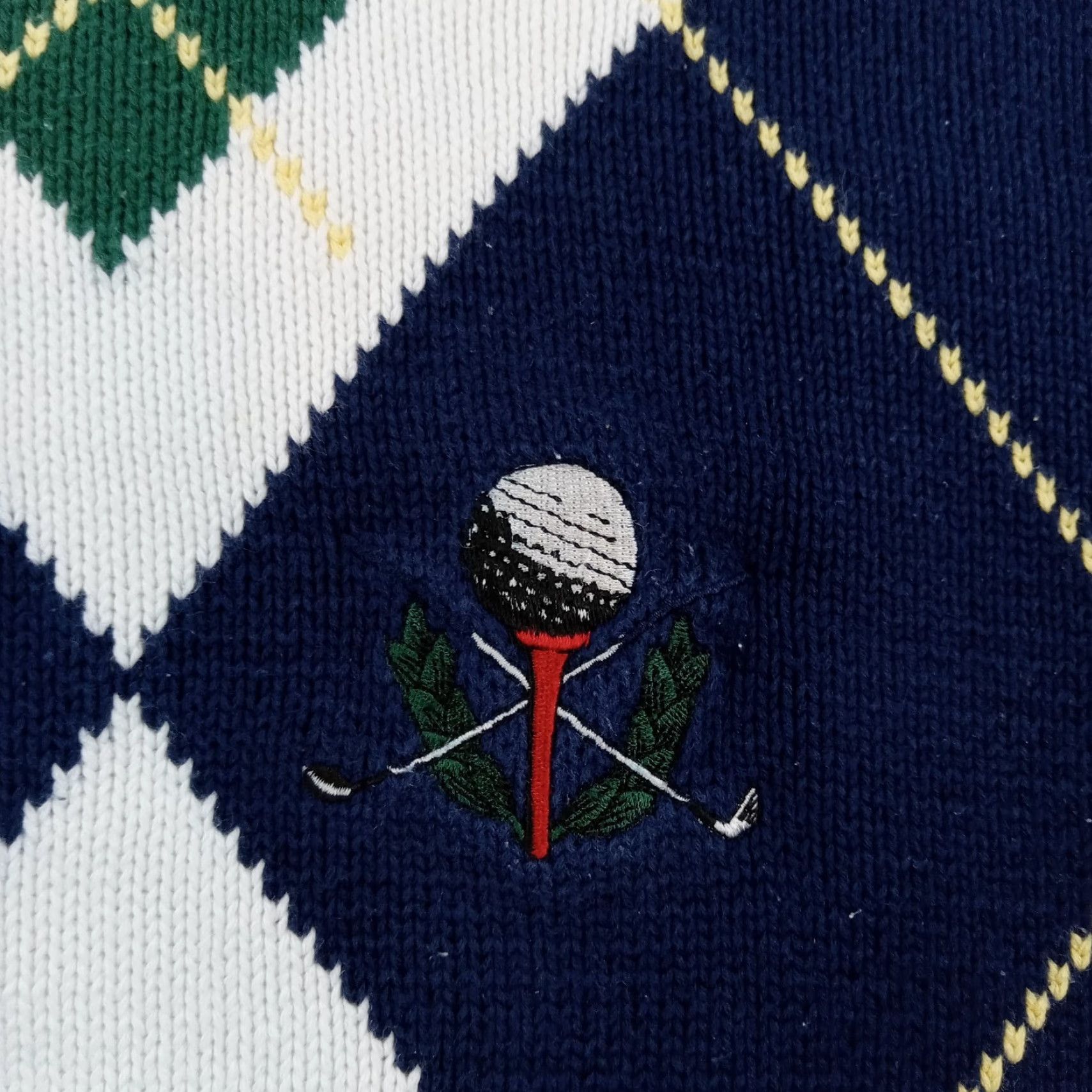 Vintage John Ashford Golf Sweater Mens Large White Blue Argyle Crew Neck Pullover Size US L / EU 52-54 / 3 - 6 Thumbnail