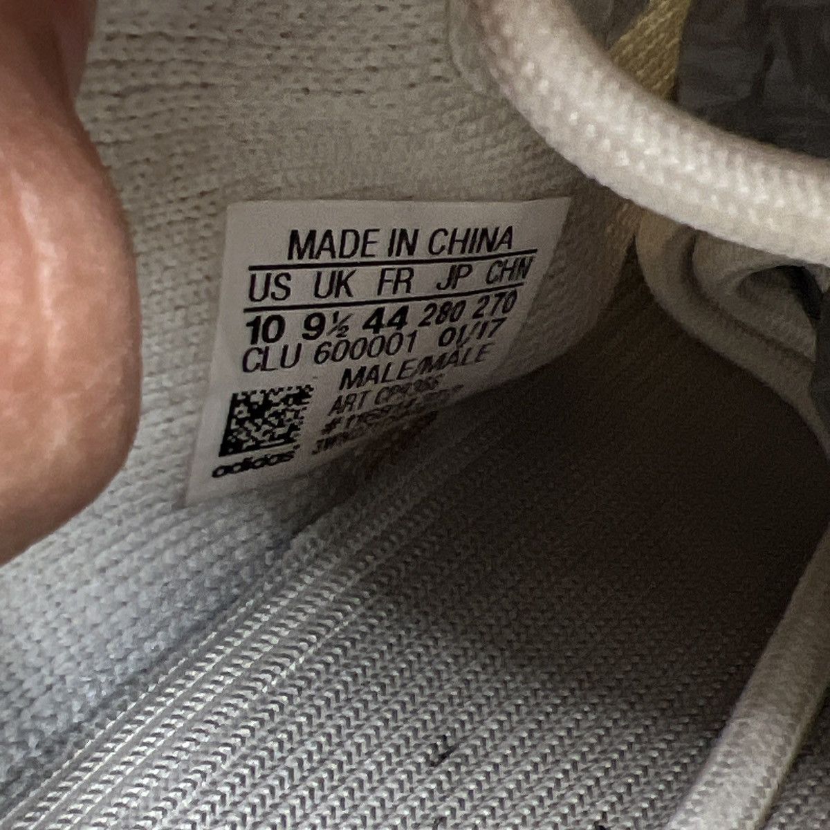 Adidas Yeezy boost 350 cream white triple white Size US 10 / EU 43 - 9 Thumbnail