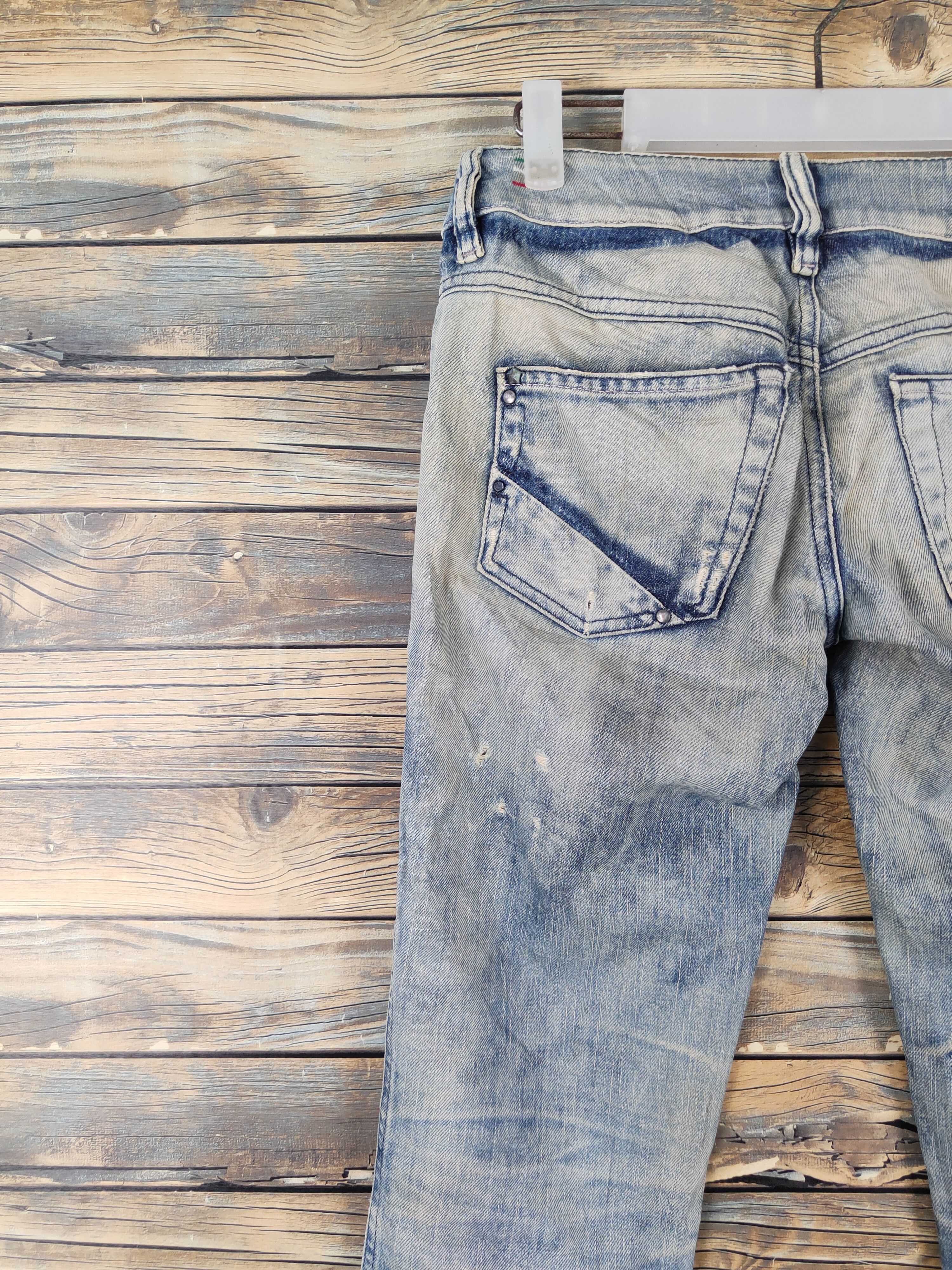 Diesel Diesel Dark Blue Faded Distressed Ripped denim Jeans #W1953 Size US 27 - 9 Thumbnail