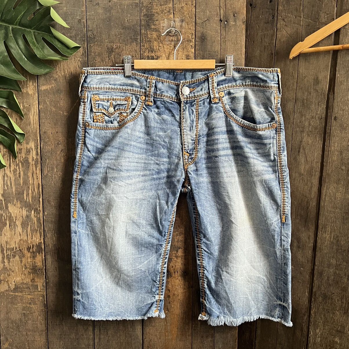 True Religion True Religion Cut-Off Short Denim Jeans Size US 36 / EU 52 - 2 Thumbnail