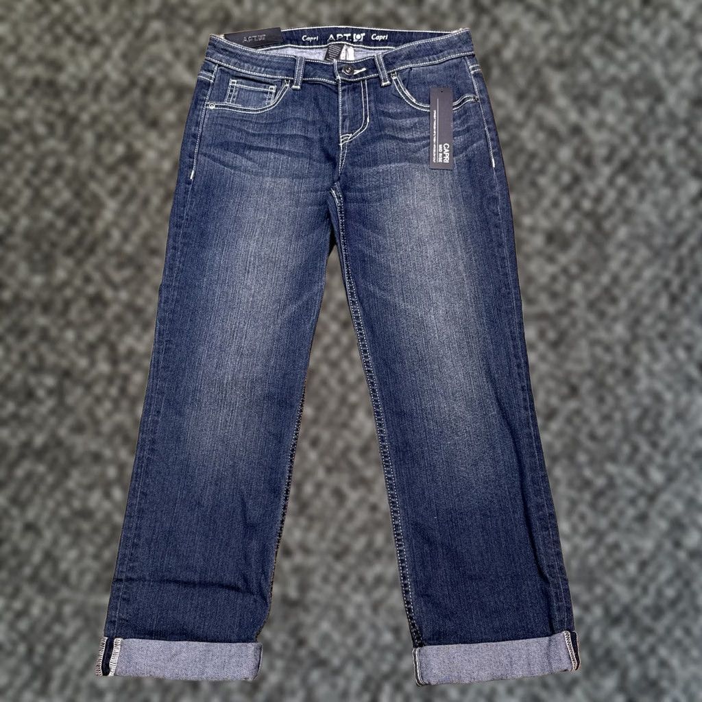 Apt. 9 Apt. 9 Jeans Capri Regular 2 28/Blue Denim Stretch City Solid Medium 23in Inseam Womens Modern Fit Size 26" / US 2 / IT 38 - 1 Thumbnail