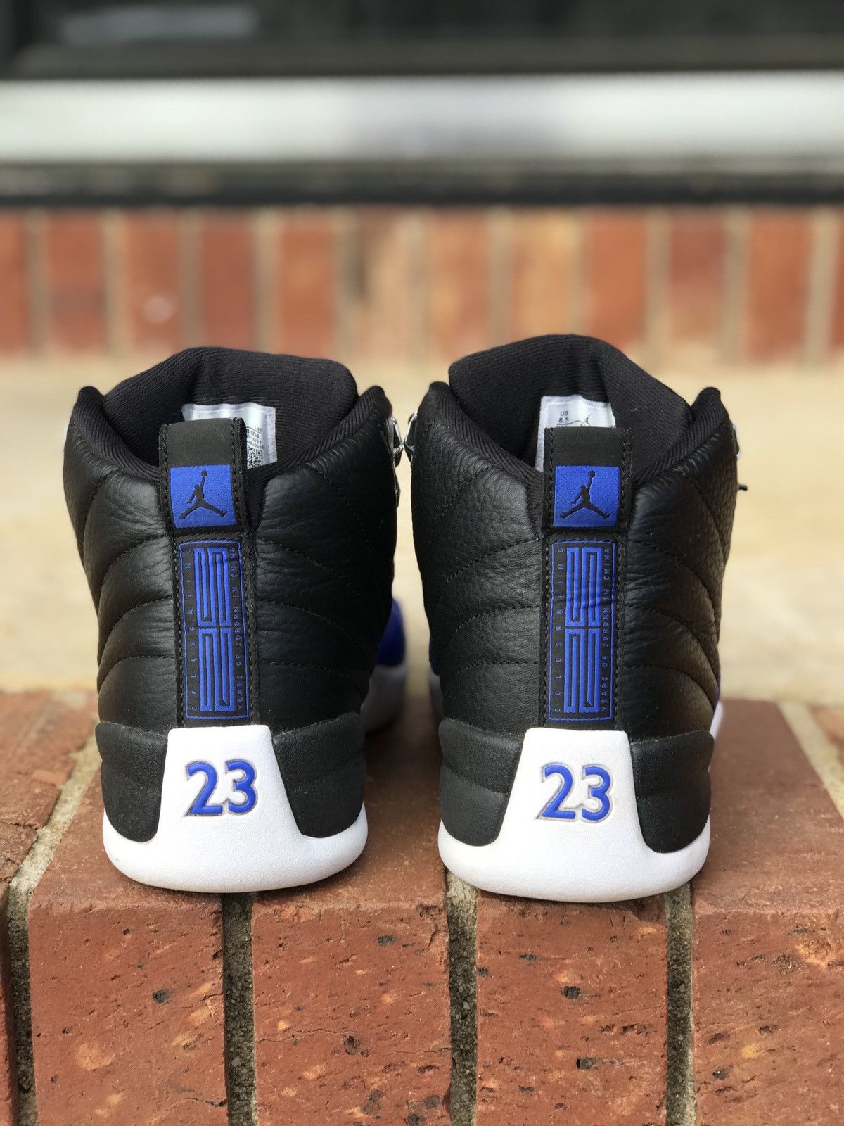 Jordan Brand Air Jordan Retro 12 Hyper Royal Size 8.5 Wmn / 7Y Size US 8.5 / IT 38.5 - 4 Thumbnail