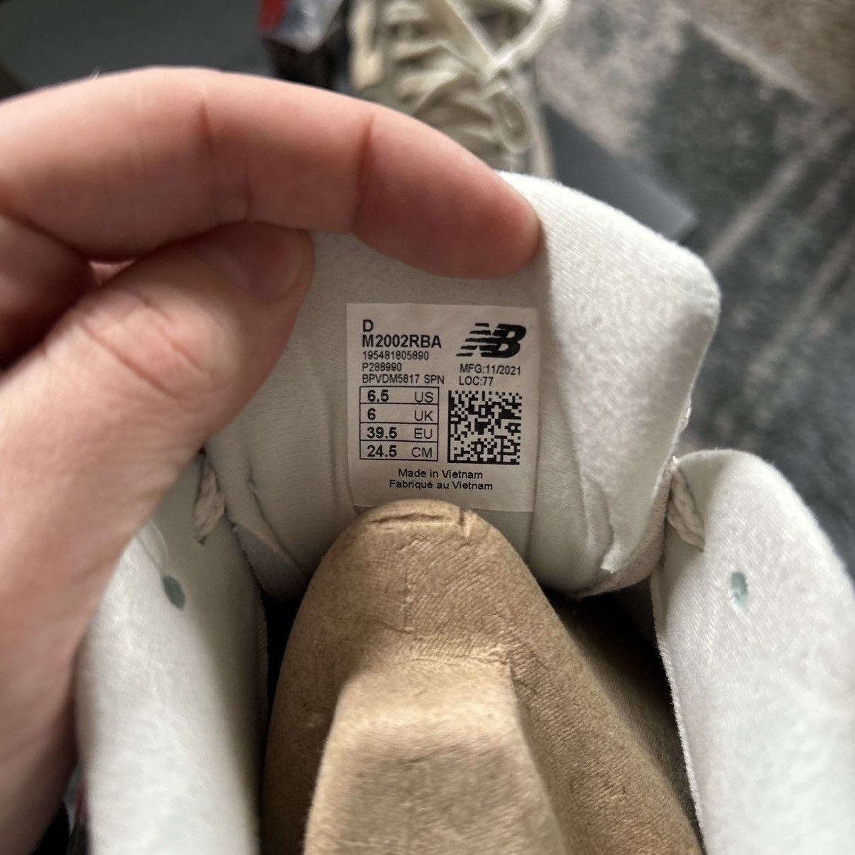 New Balance × The Basement M2002RBA BSMNT LONDON 2002R STONE GREY 3M REFLECTiVE Size US 8 / IT 38 - 9 Thumbnail