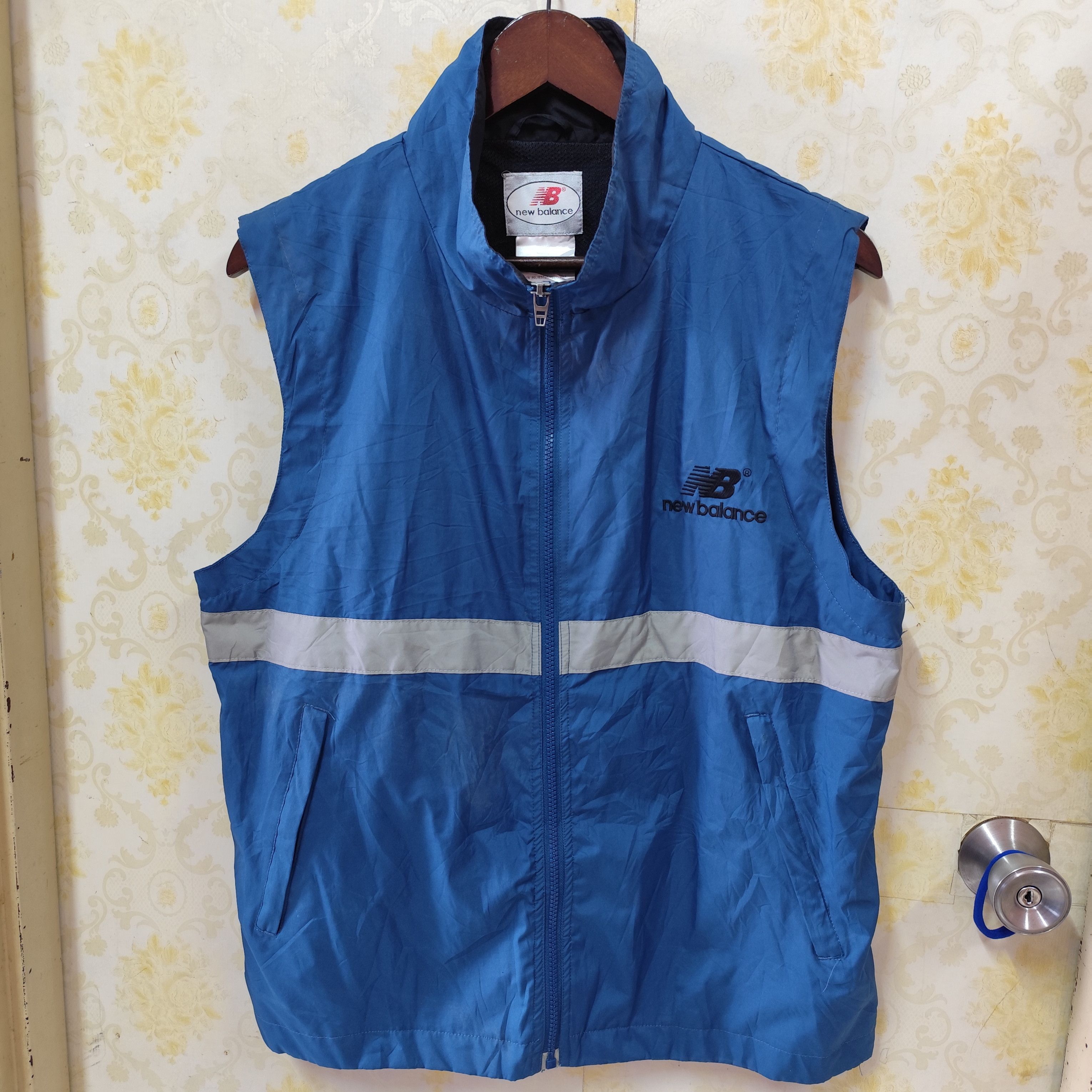 New Balance × Vintage VINTAGE NEW BALANCE VESTS Size US L / EU 52-54 / 3 - 1 Thumbnail